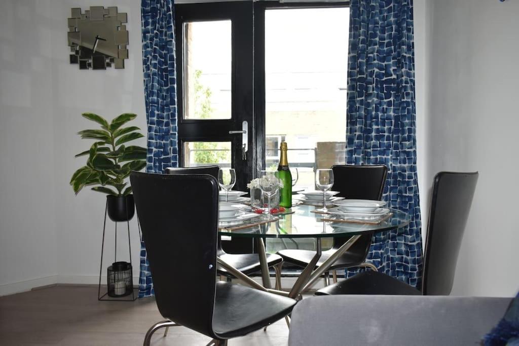 Tottenham Hotspurs Stays At The Gascoigne Suite Londres Extérieur photo