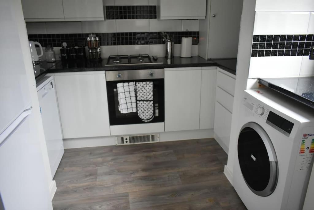 Tottenham Hotspurs Stays At The Gascoigne Suite Londres Extérieur photo
